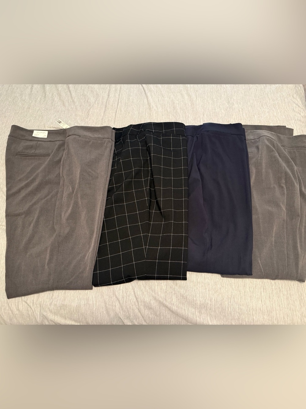 The Limited Bootcut Pants (4)